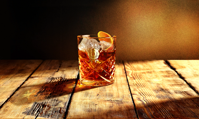 tasting-whiskey-bourbon