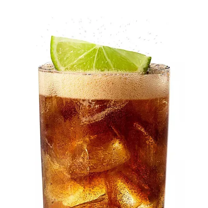 glass of cola and lemon