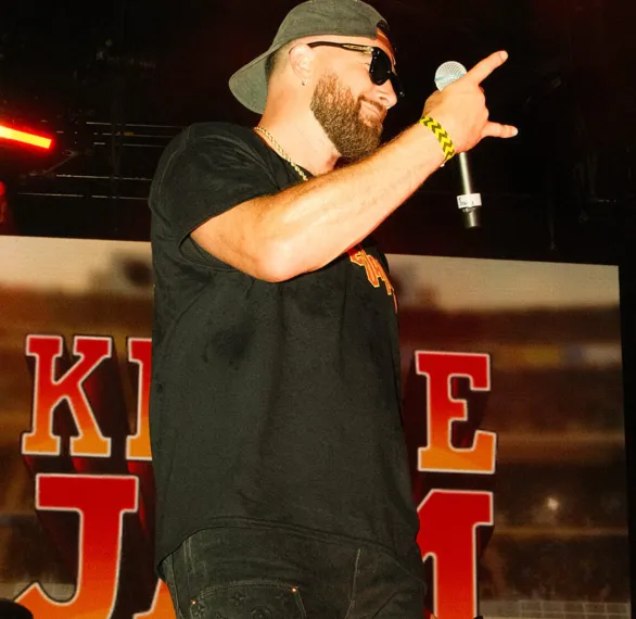 jim beam concert music kelce jam