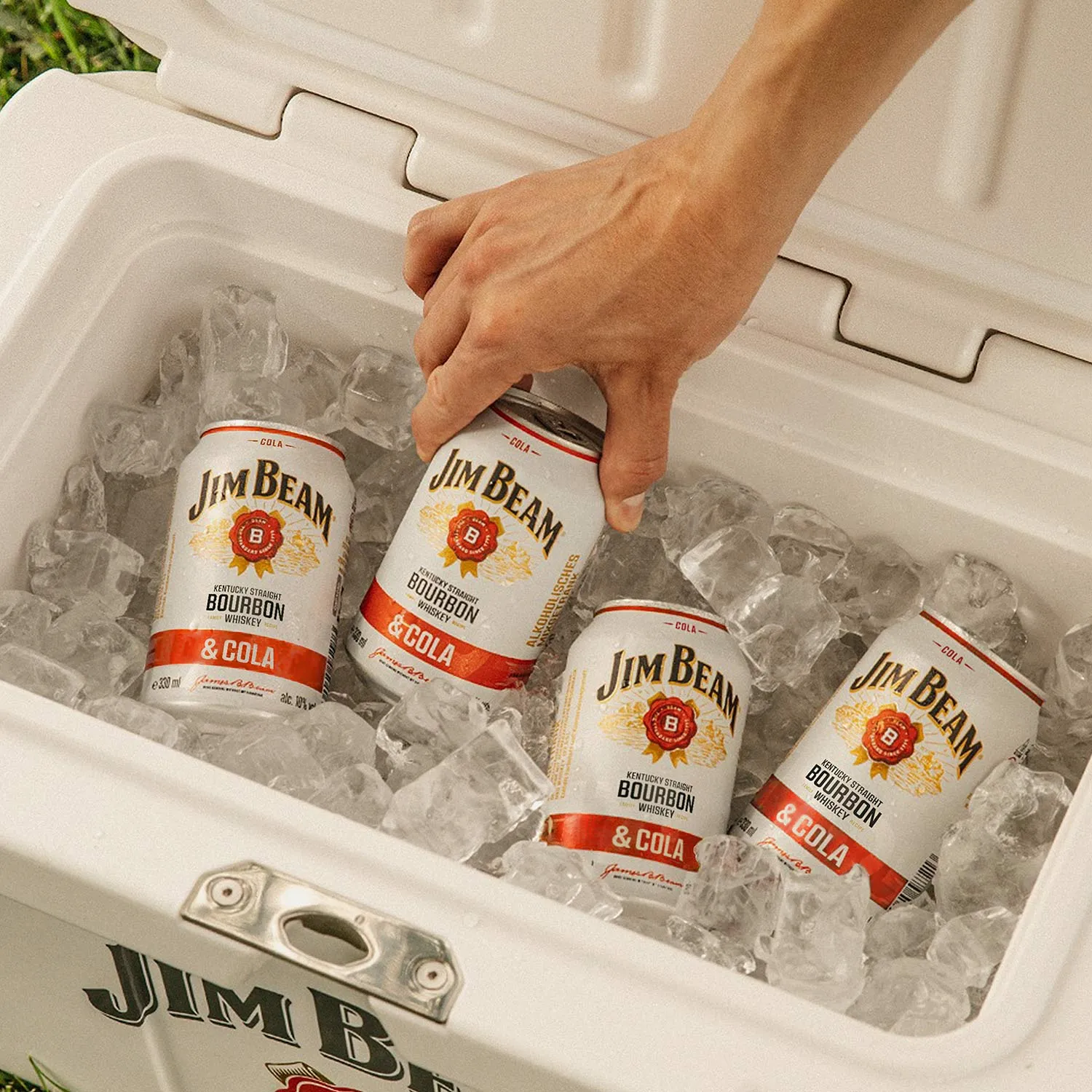 Jim Beam Redy to Drink Cola ICe Cans