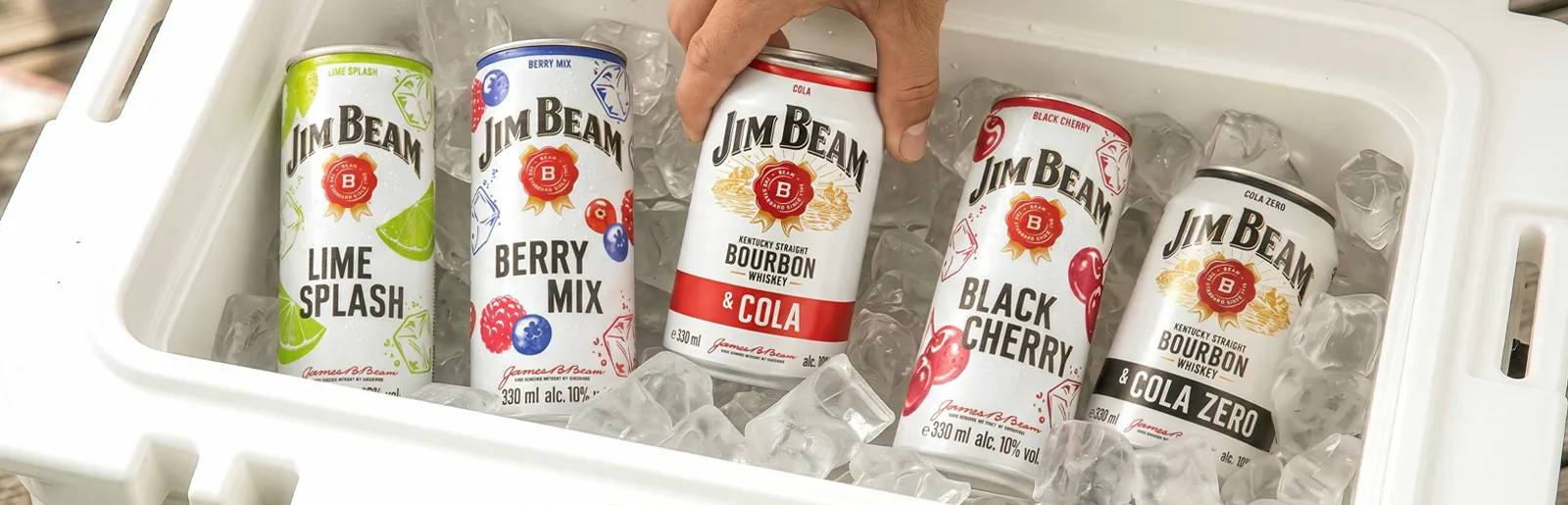 Imagesof packshot placed in ice  